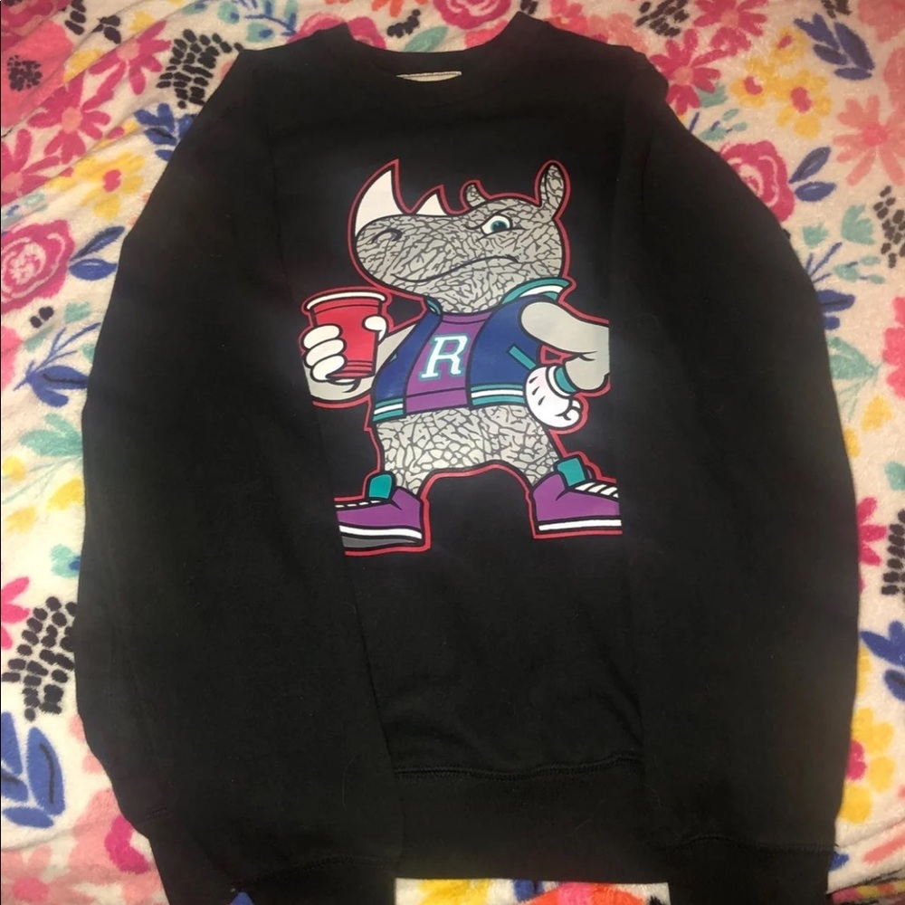 Crew neck sweater